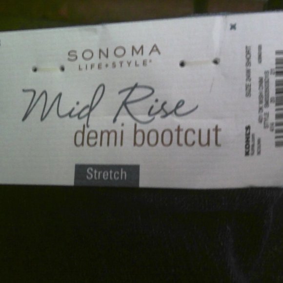 Plus Size Petite Jeans - Picture 8 of 9